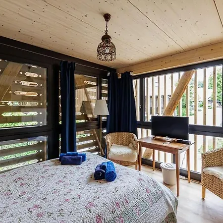 Uelis-Stoeckli-Gaestezimmer Auf Bauernhof Mit Billiard Und Alpakatrekking Meikirch Exterior photo