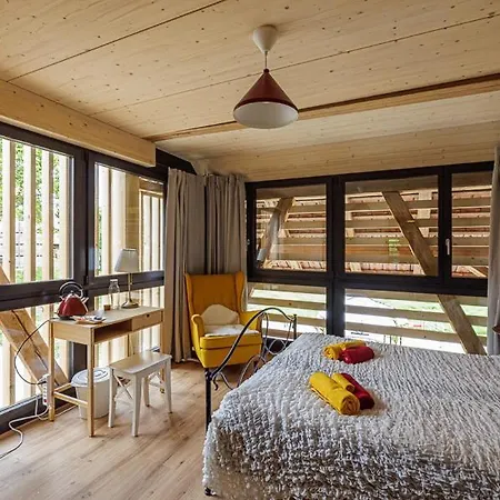 Uelis-Stoeckli-Gaestezimmer Auf Bauernhof Mit Billiard Und Alpakatrekking Meikirch Exterior photo