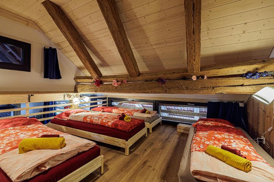 Farm stay Uelis-stoeckli-gaestezimmer Auf Bauernhof Mit Billiard Und Alpakatrekking