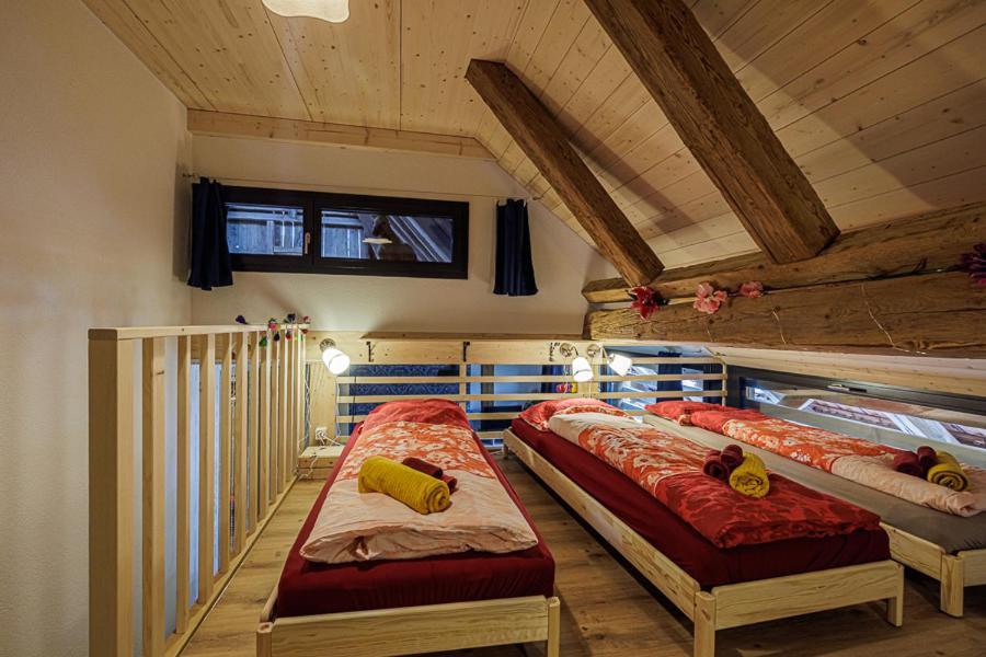 Farm stay Uelis-stoeckli-gaestezimmer Auf Bauernhof Mit Billiard Und Alpakatrekking Meikirch
