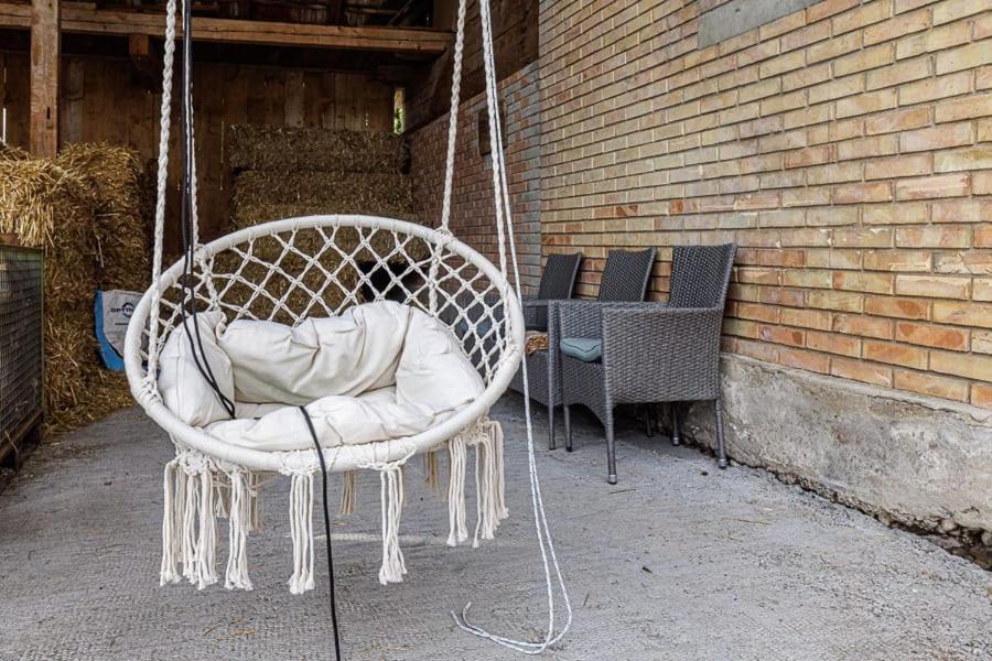 Uelis-stoeckli-gaestezimmer Auf Bauernhof Mit Billiard Und Alpakatrekking Farm stay *